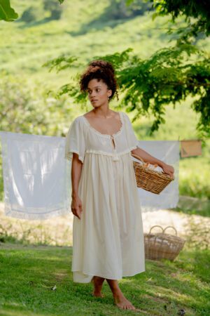 GRACE BIRTHING GOWN - Image 6