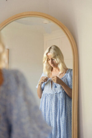 GRACE BIRTHING GOWN - Image 4